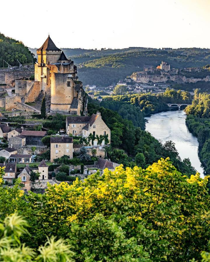 Maison En Perigord Proche Beynac Et Sarlat Cenac-et-Saint-Julien Luaran gambar